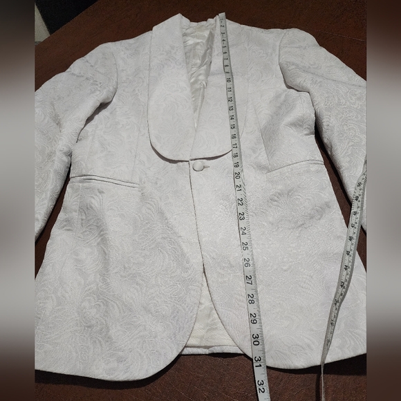 NWOT ... Elegant White Men's Blazer - Picture 2 of 12